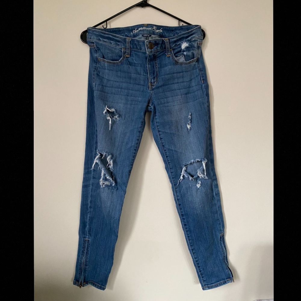 American Eagle Destroyed Jegging size 12 with ankle zippers